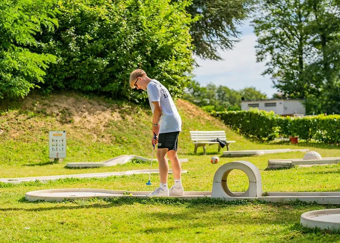 Parc Des Roches Campingplatz *