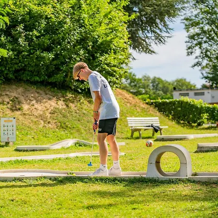 Parc Des Roches Campingplads *