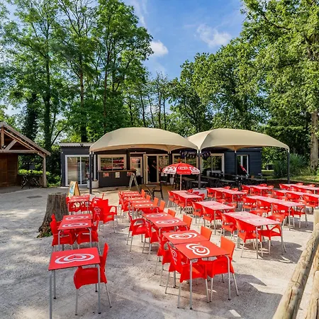 Parc Des Roches Campsite