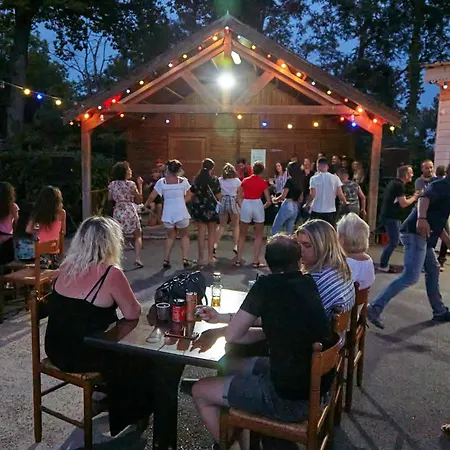 Campsite Parc Des Roches Saint-Cheron