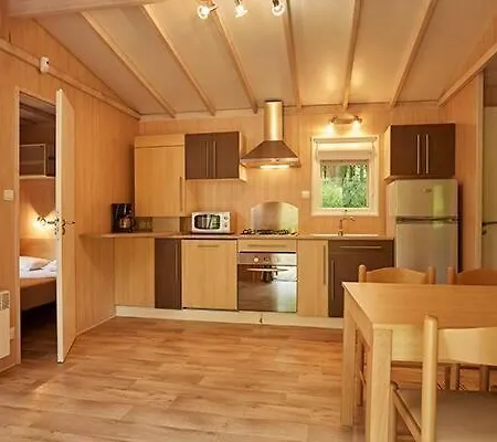 Parc Des Roches Campsite *