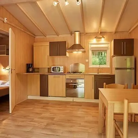 Camping Parc Des Roches