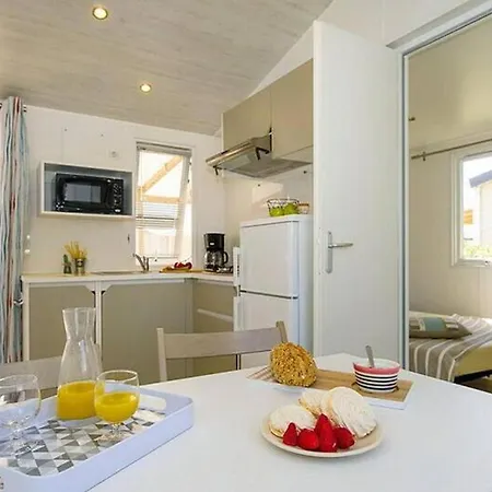 Parc Des Roches Camping Saint-Chéron